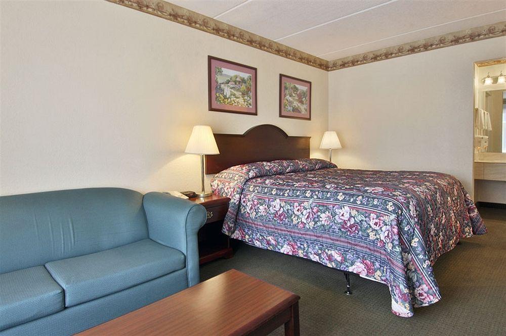 Red Rose Inn & Suites Plant City Eksteriør bilde